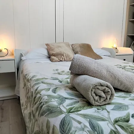 Buhardilla, A 50 M De Maria Pita Y Del Puerto Apartament *